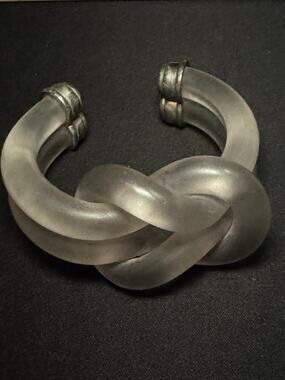 Vintage Frosted Lucite Pretzel Knot Cuff Bracelet Dorothy Thorpe?